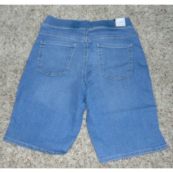 Womens Jeans Shorts Bermuda 8 Gloria Vanderbilt Avery Light Blue Denim Pull On - Picture 5 of 6